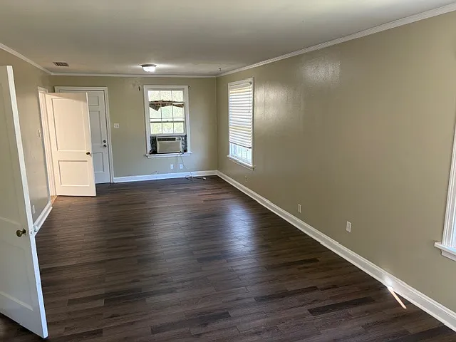 1353 Glen Oak Pl #A — Photo 5