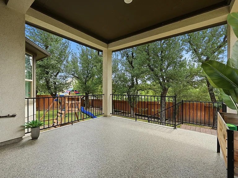 15909 Villa Frontera Dr — Photo 36