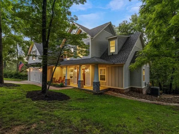 2 Hill Ln, Bella Vista, AR 72714