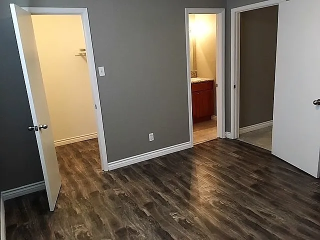 Western Oaks Apartments — Photo 8