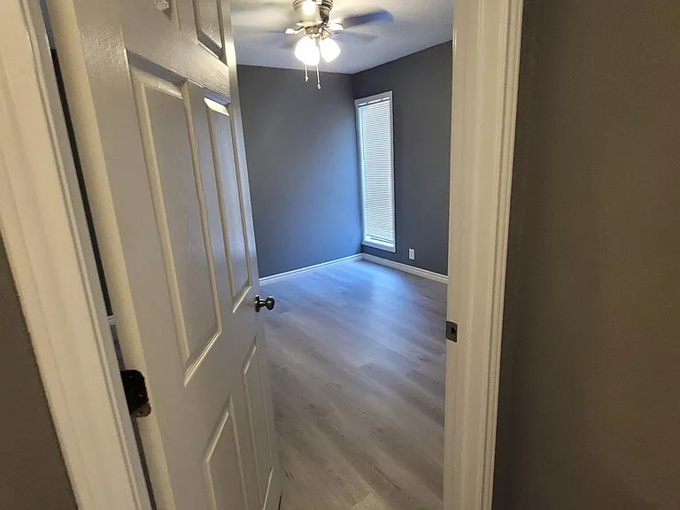 527 E Caney St #K — Photo 11