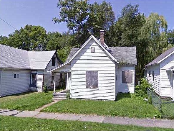 1st image of 1502 N Warman Ave