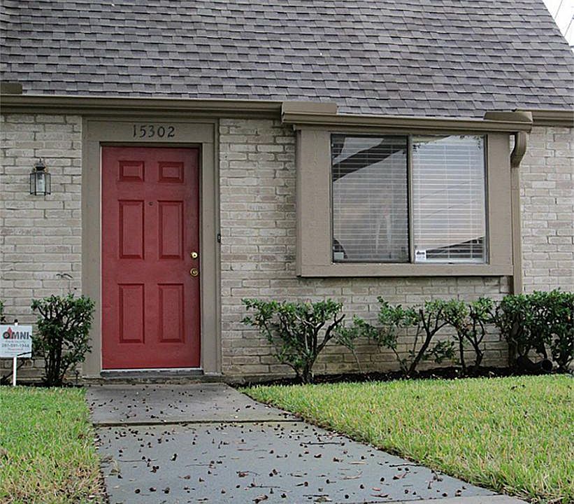 1st image of 15302 Falmouth Ave #1
