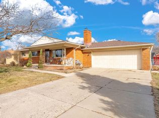 8133 Southfield Dr, Shelby Township, MI 48316