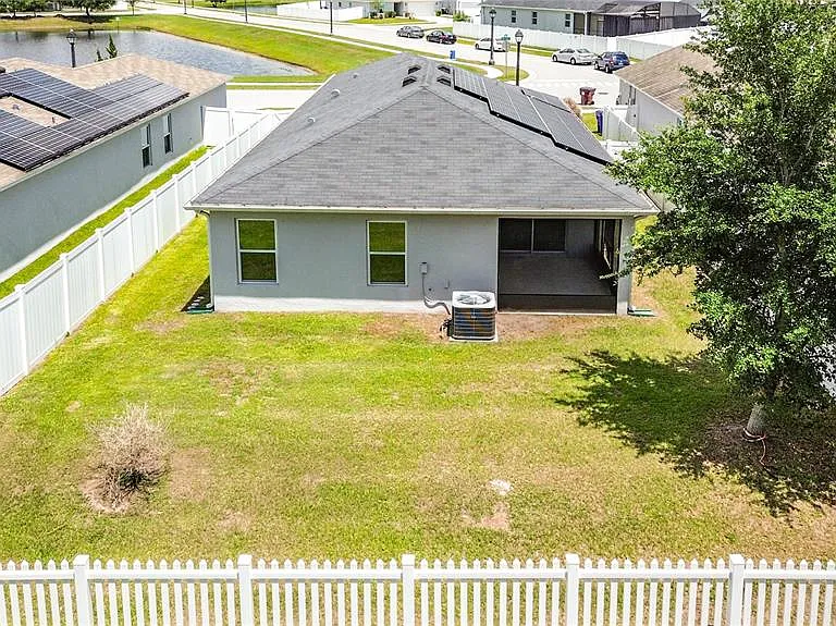 3040 Lakes Crest Ave — Photo 7