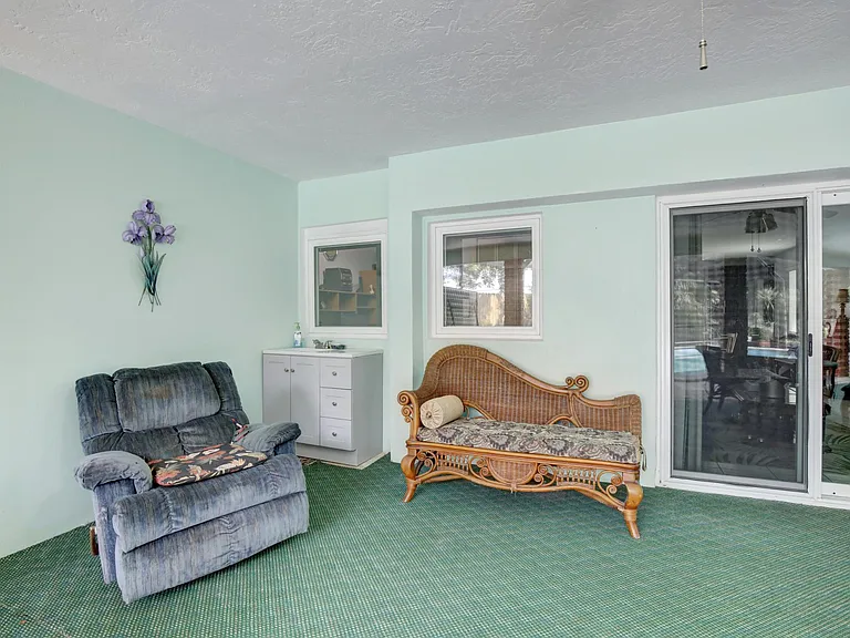 8930 SW 149th Ter — Photo 10