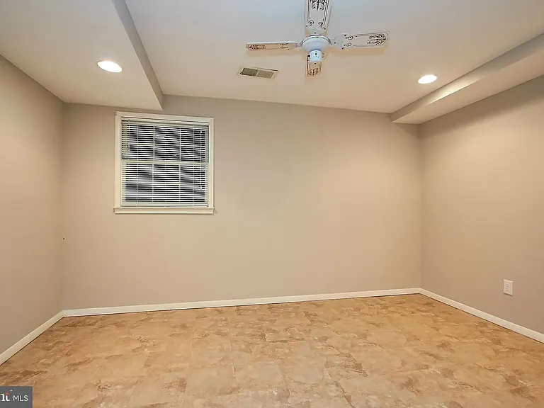 1513 Gingerwood Ct — Photo 23