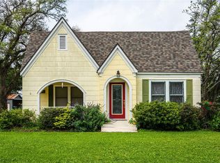 918 N Meyer St, Sealy, TX 77474