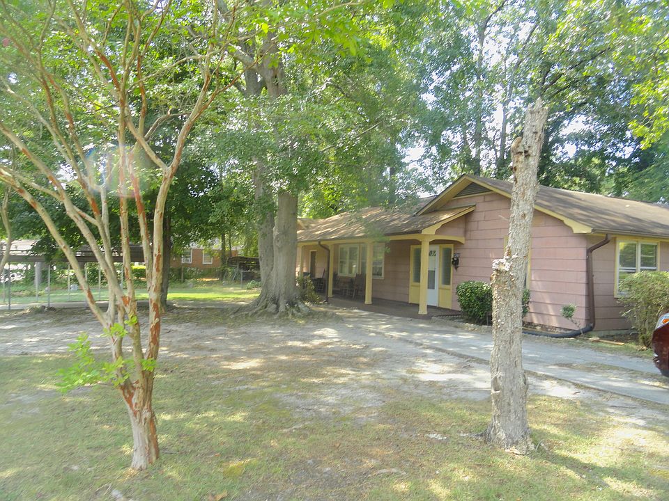 1st image of 1701 Torrey Dr