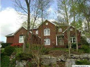 2731 Muir Woods Dr SE, Owens Cross Roads, AL 35763