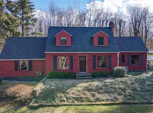 16925 Cats Den Rd, Chagrin Falls, OH 44023