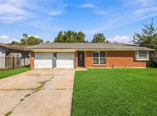 6119 Standing Oaks St, Houston, TX 77050