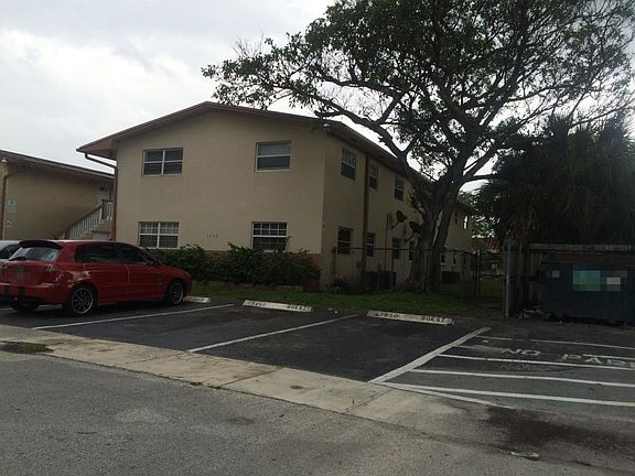 4th image of 7450 SW 10th St APT 102