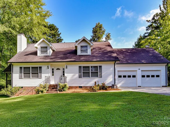 2694 Clubside Dr, Rock Hill, SC 29730