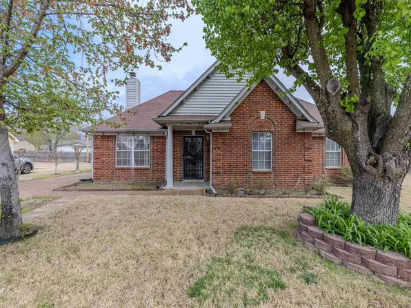 7892 Marsha Woods Dr, Memphis, TN 38125