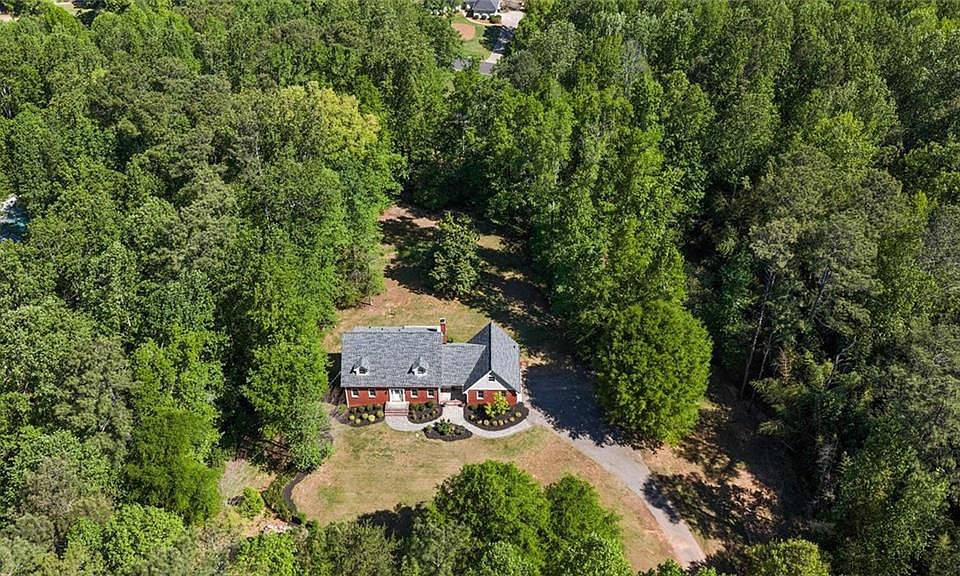 1st image of 14030 Cogburn Rd