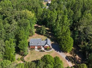14030 Cogburn Rd, Milton, GA 30004