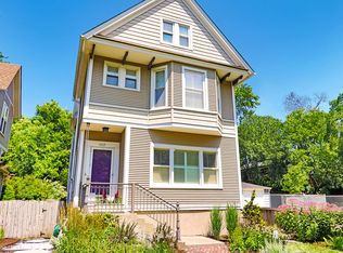 1117 Main St, Evanston, IL 60202