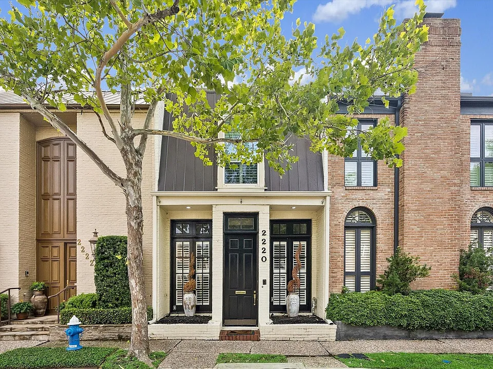 2220 Fulham Ct