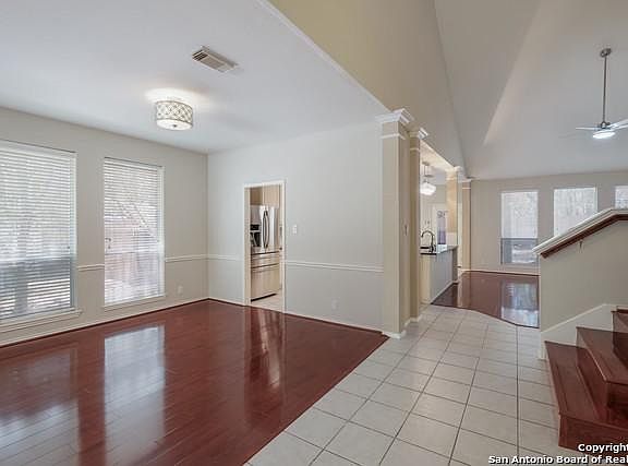 2nd image of 10819 Belle Vere
