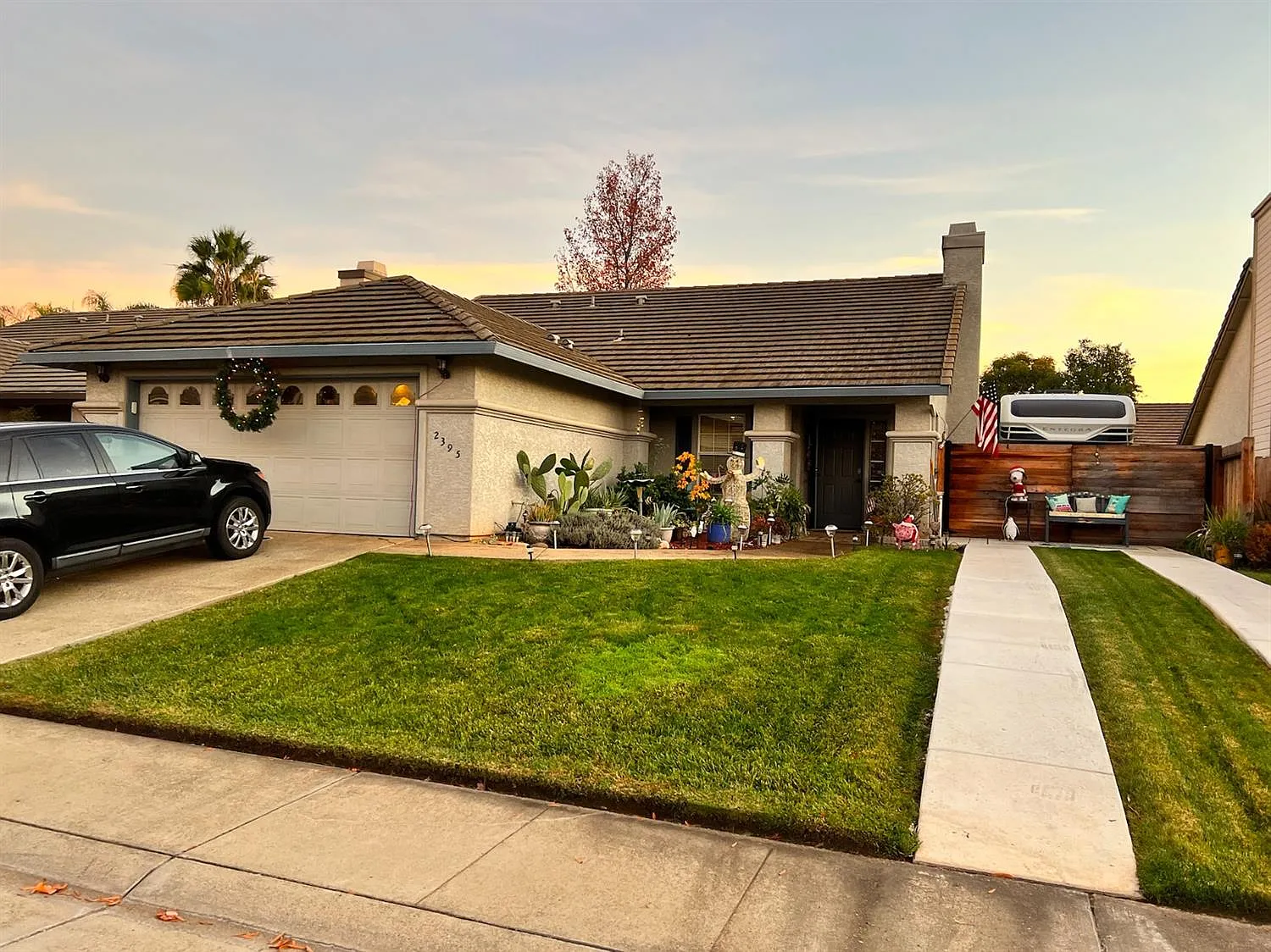 2395 Meadowland Way photo 1