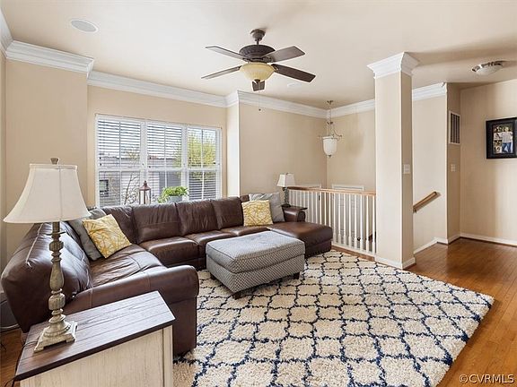 4th image of 1729 W Cary St Unit 1729