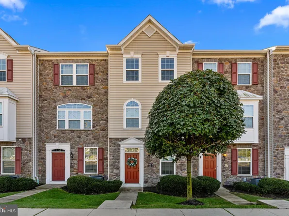 93 Franklin Cir, Somerdale, NJ 08083