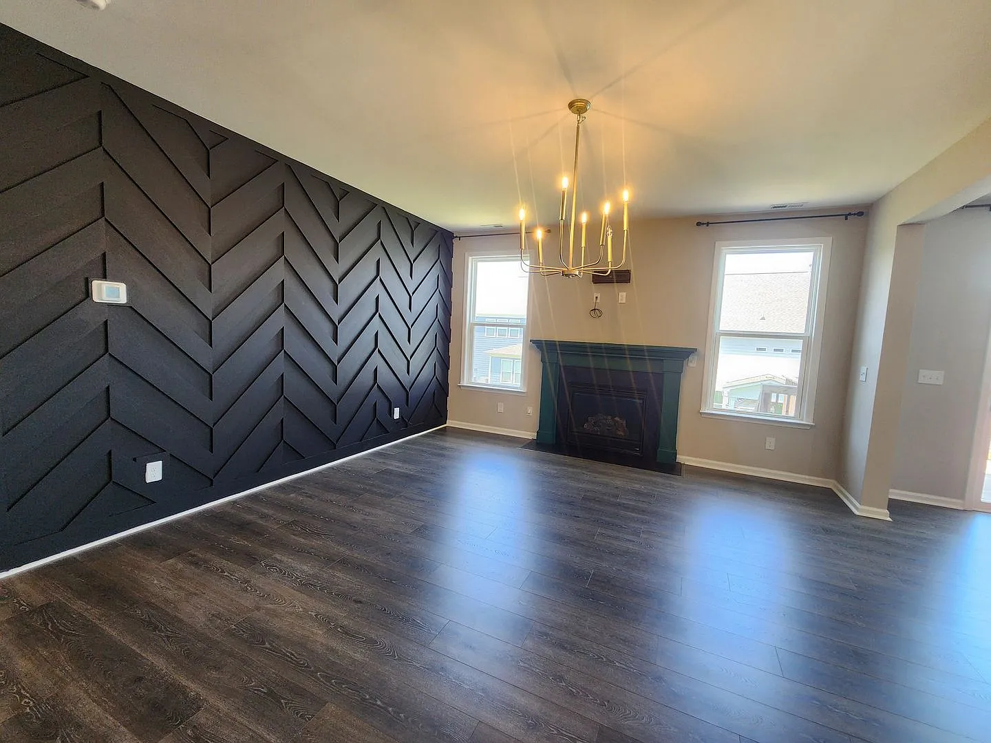 6 Bedroom Home In Reids Cove in Mooresville — Photo 4