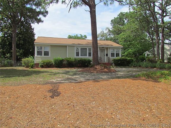 2nd image of 1010 Sandalwood Dr