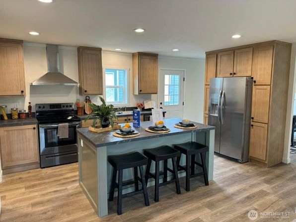 80 W Grizzly Ridge Road, Shelton, WA 98584