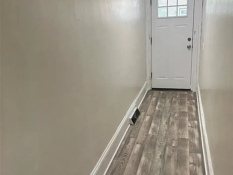1237 Butler St #2 — Photo 2