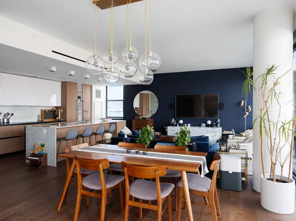 302 East 96th Street image 3 of 12