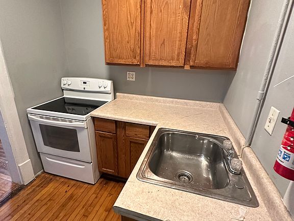 5th image of 441 W Cedar St #2