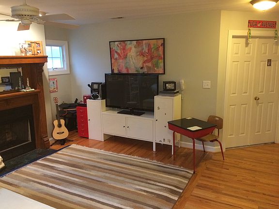 lg bedroom through dbl doors