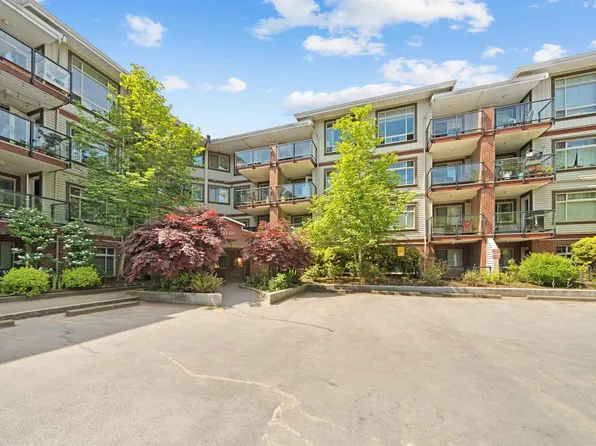 2233 McKenzie Rd #327, Abbotsford, BC V2S 4A1