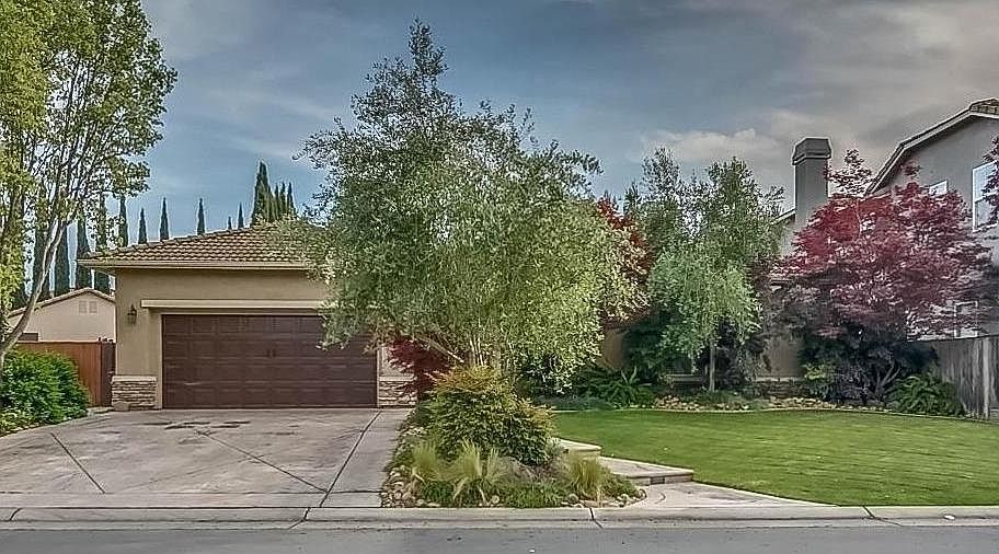 1st image of 6126 Riverbank Cir