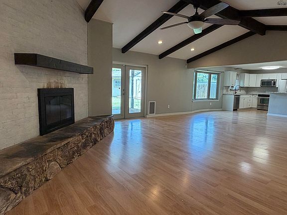 5th image of 4808 Reginald Dr