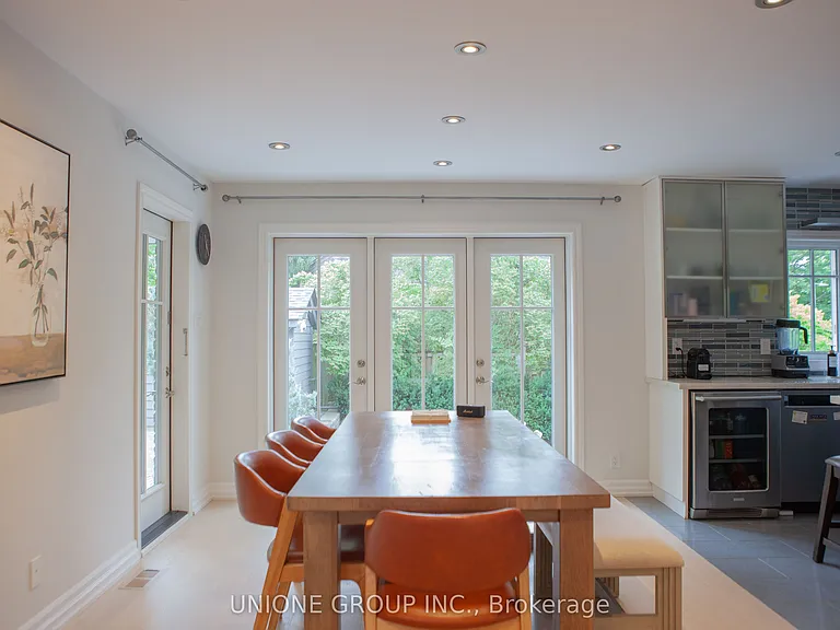 1454 Oakhill Dr — Photo 9