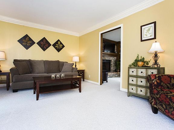 7-formal living room