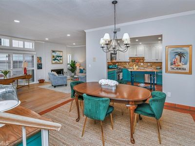 14529 Weddington St APT 103, Sherman Oaks, CA, 91411