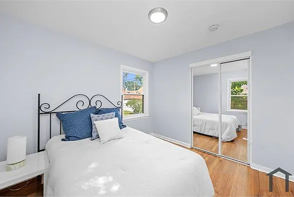 760 Sibley Blvd — Photo 11
