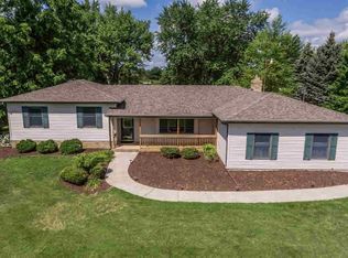 9394 Seymour Rd, Swartz Creek, MI 48473