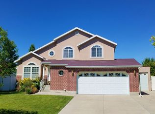 3788 S Queenspointe Cir, West Valley City, UT 84119