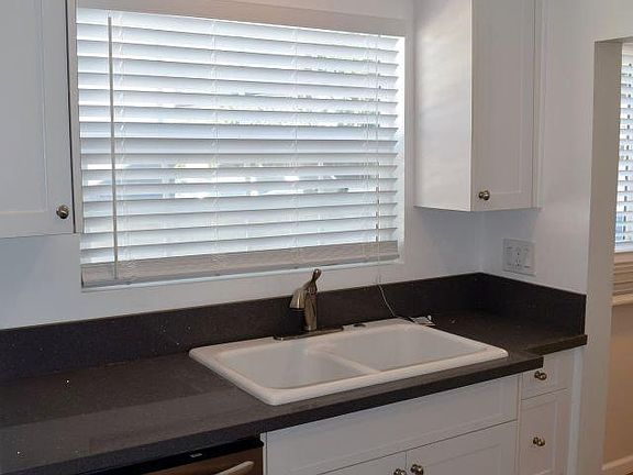 Kitchen sink