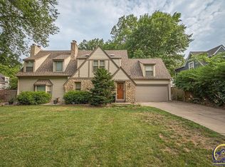 3517 SW Avalon Ln, Topeka, KS 66604