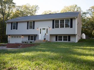0 Staghead Dr, Pascoag, RI 02859
