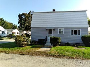 92 Standish Ave, Providence, RI 02908