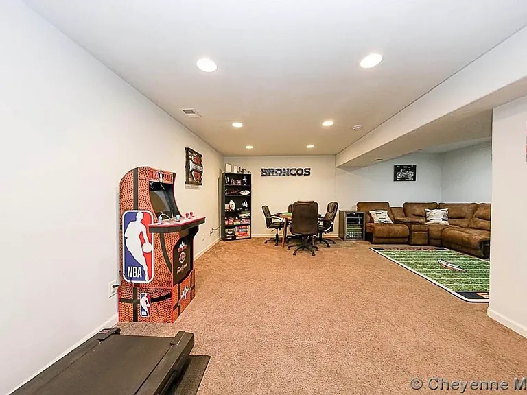 609 Cherry St — Photo 4