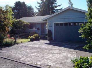 4205 Filbert St, Tillamook, OR 97141