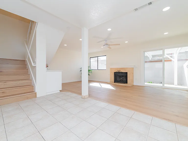 5212 Berkshire Way — Photo 3